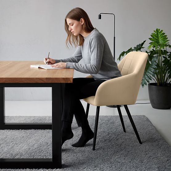 4x Čalúnená stolička so štvorcovým prešívaním Béžová LUXANO Čierne nohy