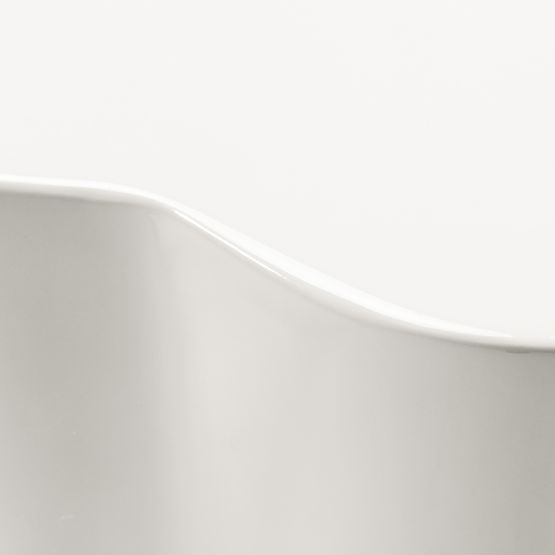 Bočný stolík Bow 49 cm, šedobéžový, lesklý, oblé tvary