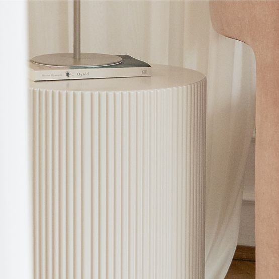 Bočný stolík Ermanno, 35 cm, šedobéžový, ryhovaný