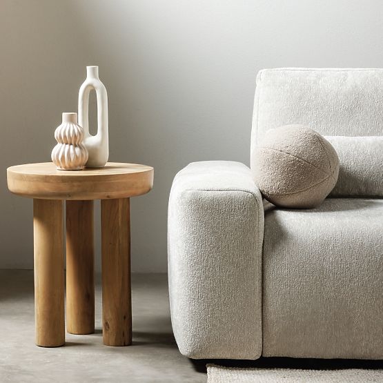 Bočný stolík Limali 50 cm, okrúhly, mangové drevo, oblé tvary