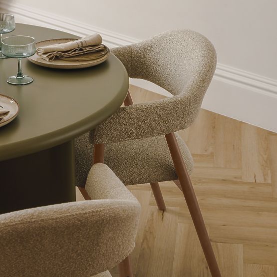 Čalúnená stolička Sorrento, béžová, boucle/svetlý orech
