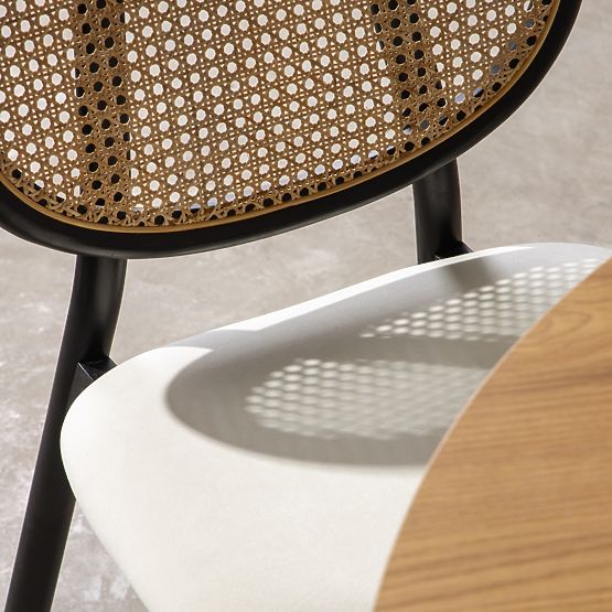 Drevená stolička Monet s viedenským výpletom, ratan, zamat, čierna/ecru