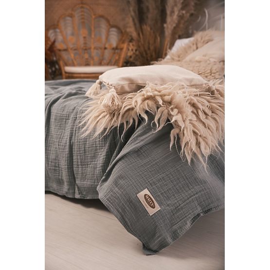 Mušelínový prehoz na posteľ 210x240 tmavo šedý