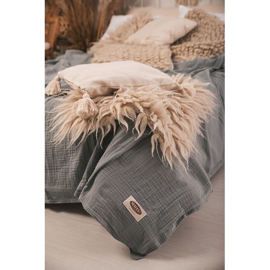 Mušelínový prehoz na posteľ 210x240 tmavo šedý