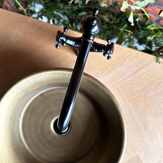 Nadčasové umývadlo REA Betty