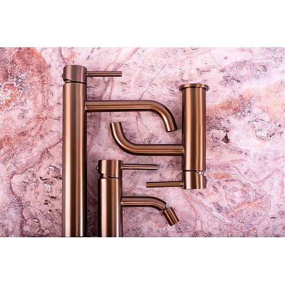 Podomietková sprchová sada s termostatom LUNGO Kartáčovaná meď + BOX