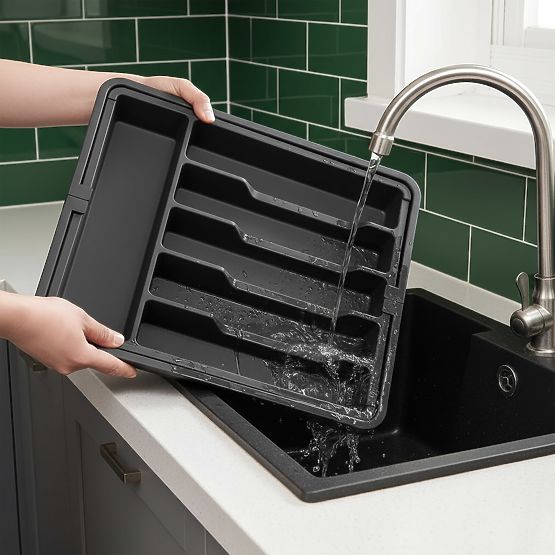 Rozťahovateľný organizér na príbor GARFO