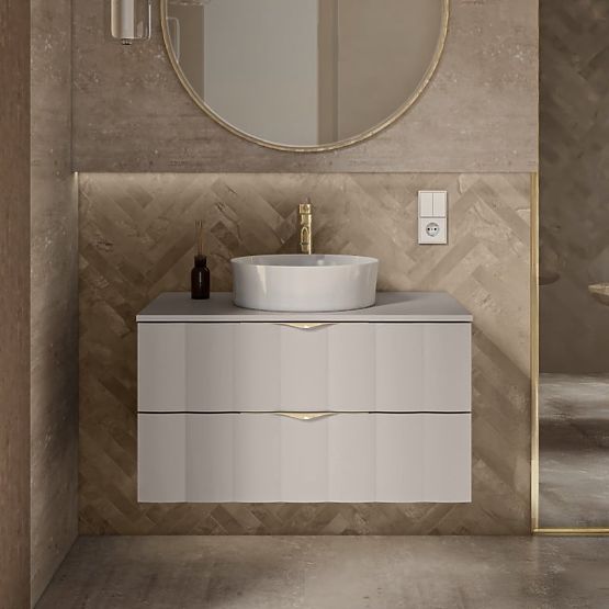 Skrinka pod umývadlo na dosku Omi 80 cm, vlnitý čelný panel, zlaté úchyty, kašmírová béžová