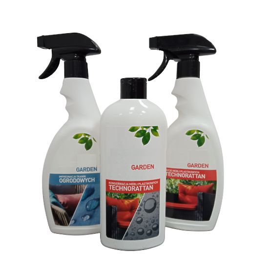 Štvorcový stôl z čierneho technoratanu