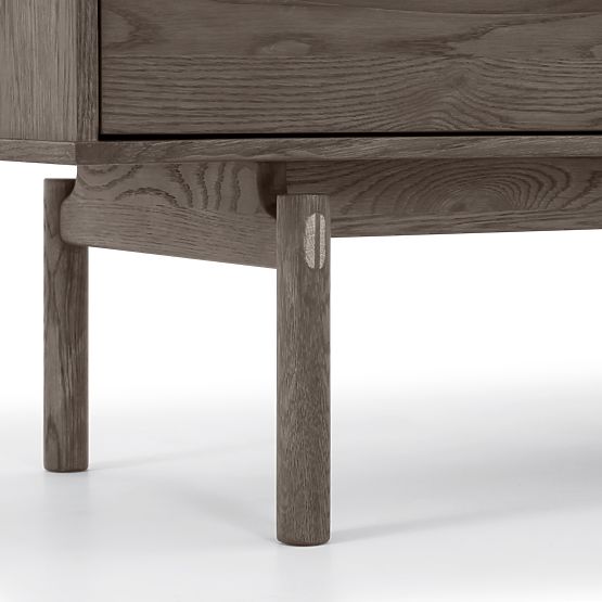 TV skrinka Quadri so zásuvkami, masívne dubové drevo, dyha, espresso hnedá