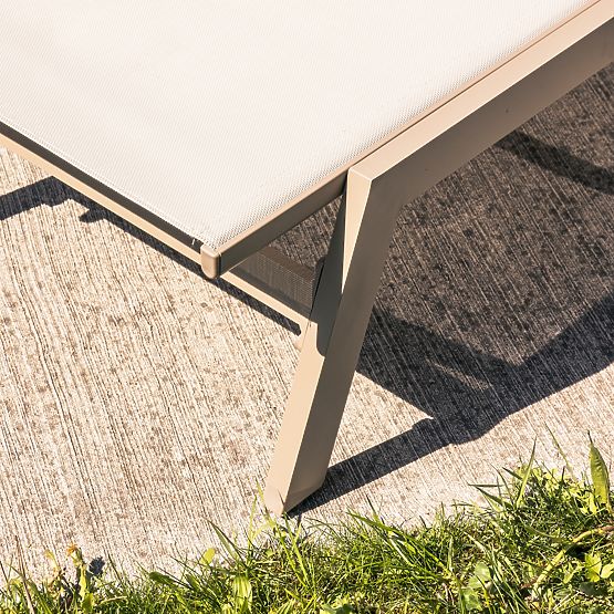 Záhradné lehátko Shelly nastaviteľné, hliníkové, béžové