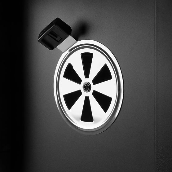 Záhradný uhlíkový gril s poklopom MEJOR