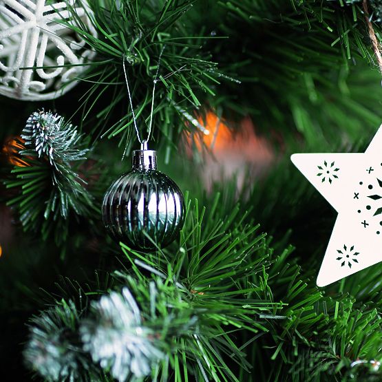 ZELENÉ VIANOČNÉ GUĽE 34 KS SYSD1688-027