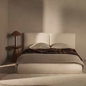 Čalúnená posteľ Yunar 180x200 cm, s roštom a úložným priestorom, béžová